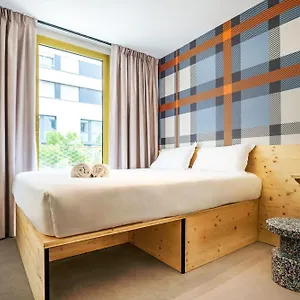 Easyhotel Euromed 2*, Marseille France